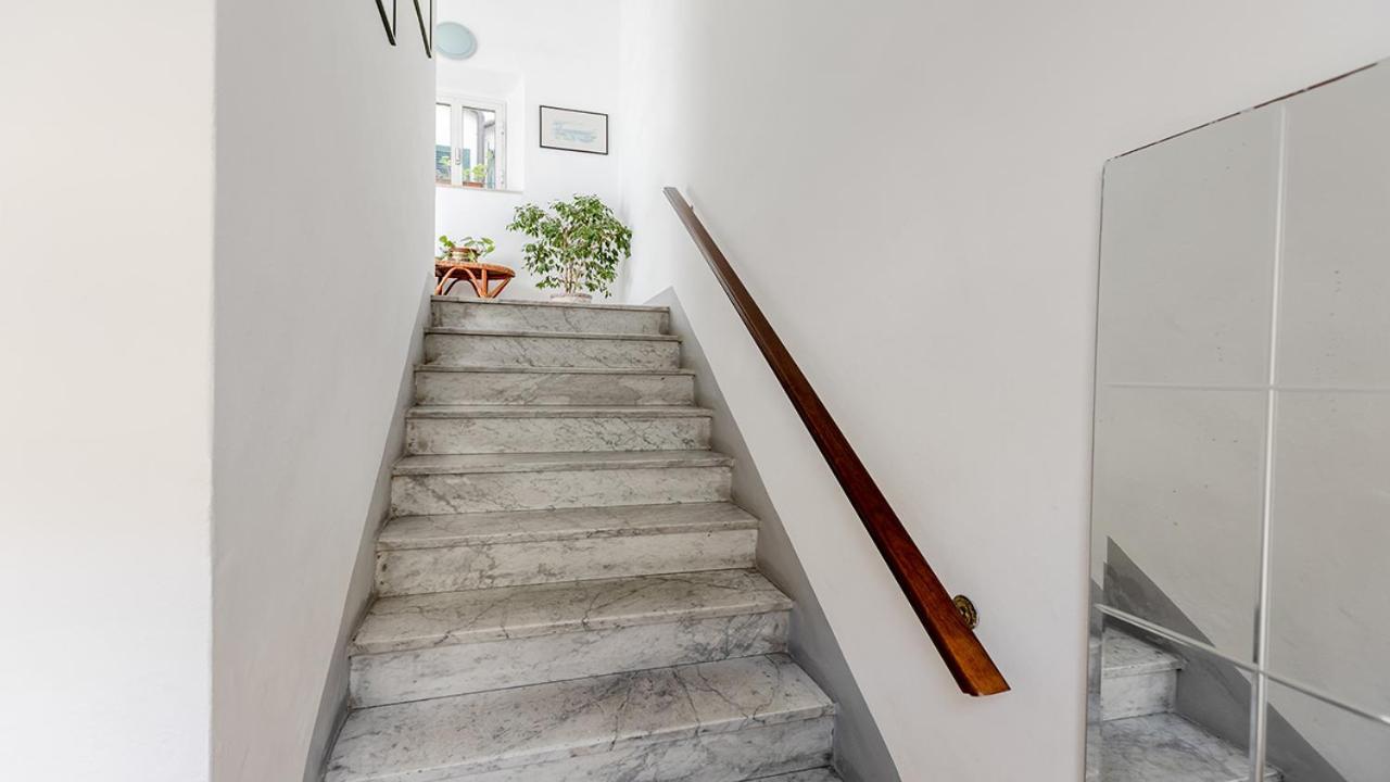 شقة La Casa Di Nonno Roberto By Rentbeat ليفورنو المظهر الخارجي الصورة
