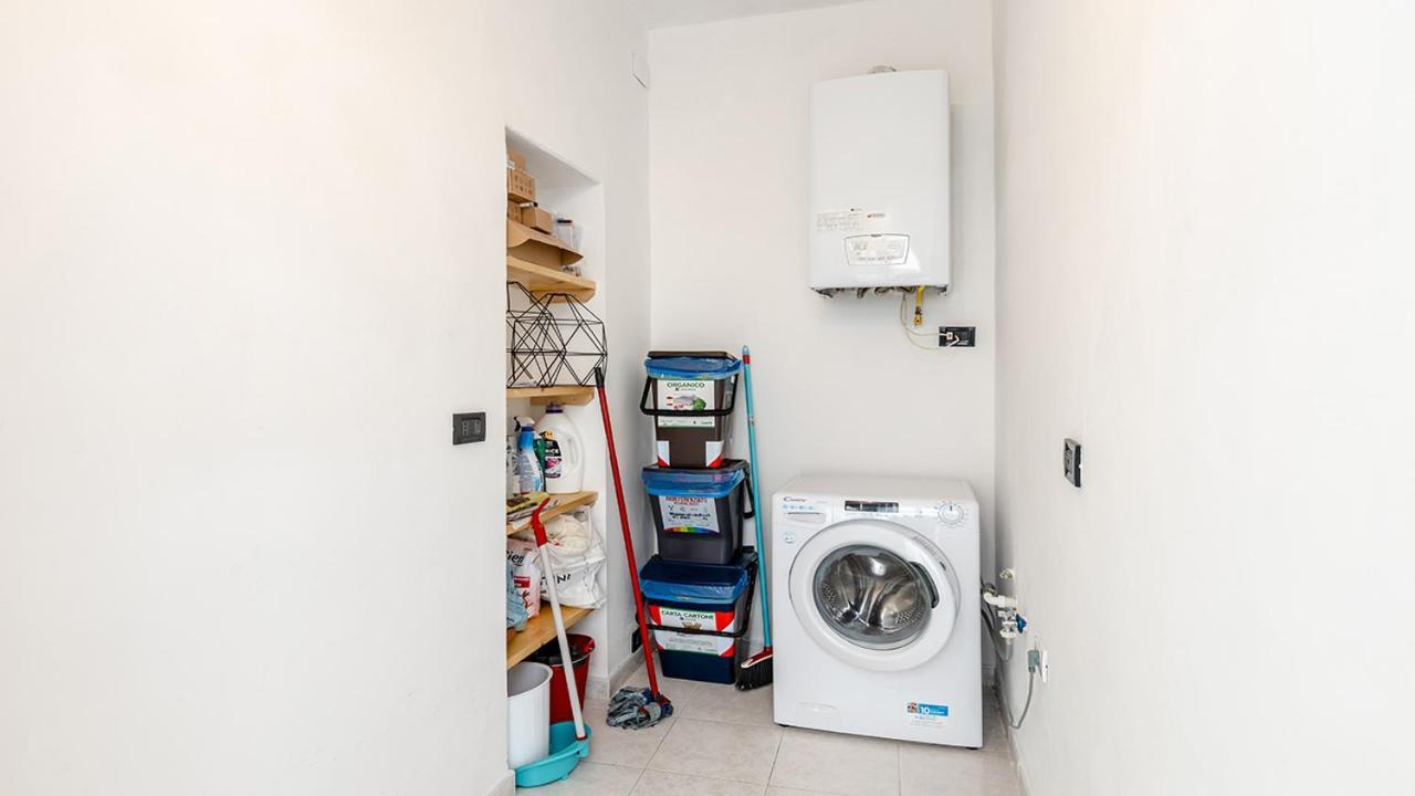 شقة La Casa Di Nonno Roberto By Rentbeat ليفورنو المظهر الخارجي الصورة